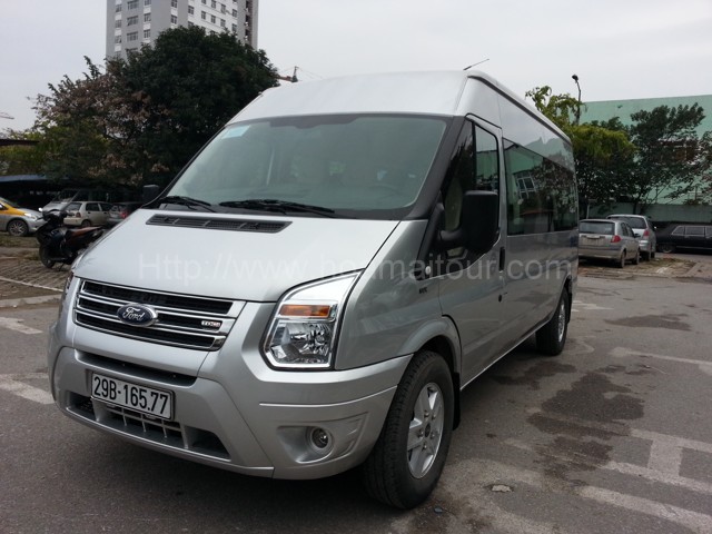 cho thuê xe cưới 16 chỗ Ford Transit chát lượng nhất Hà nội